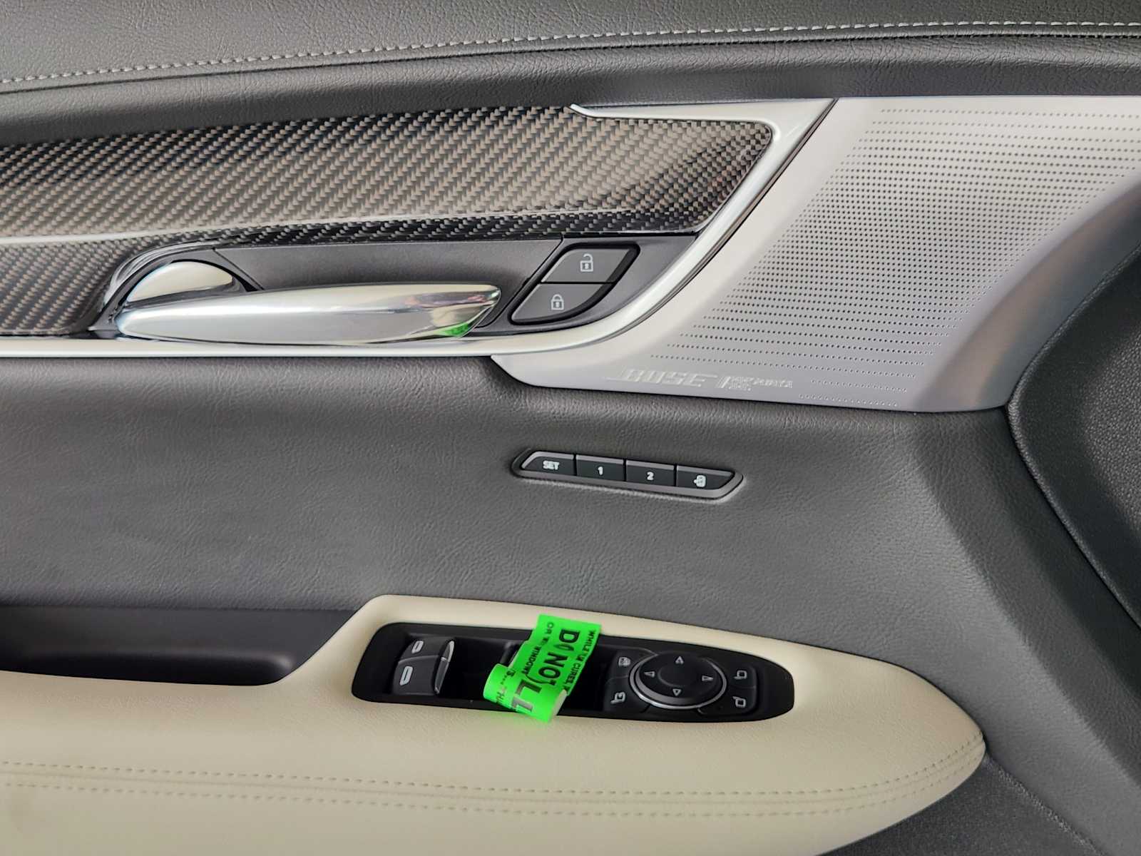 2025 Cadillac XT6 Sport photo 16