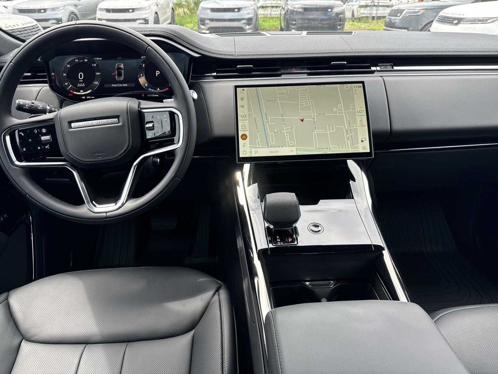 2025 Land Rover Range Rover Sport SE photo 9