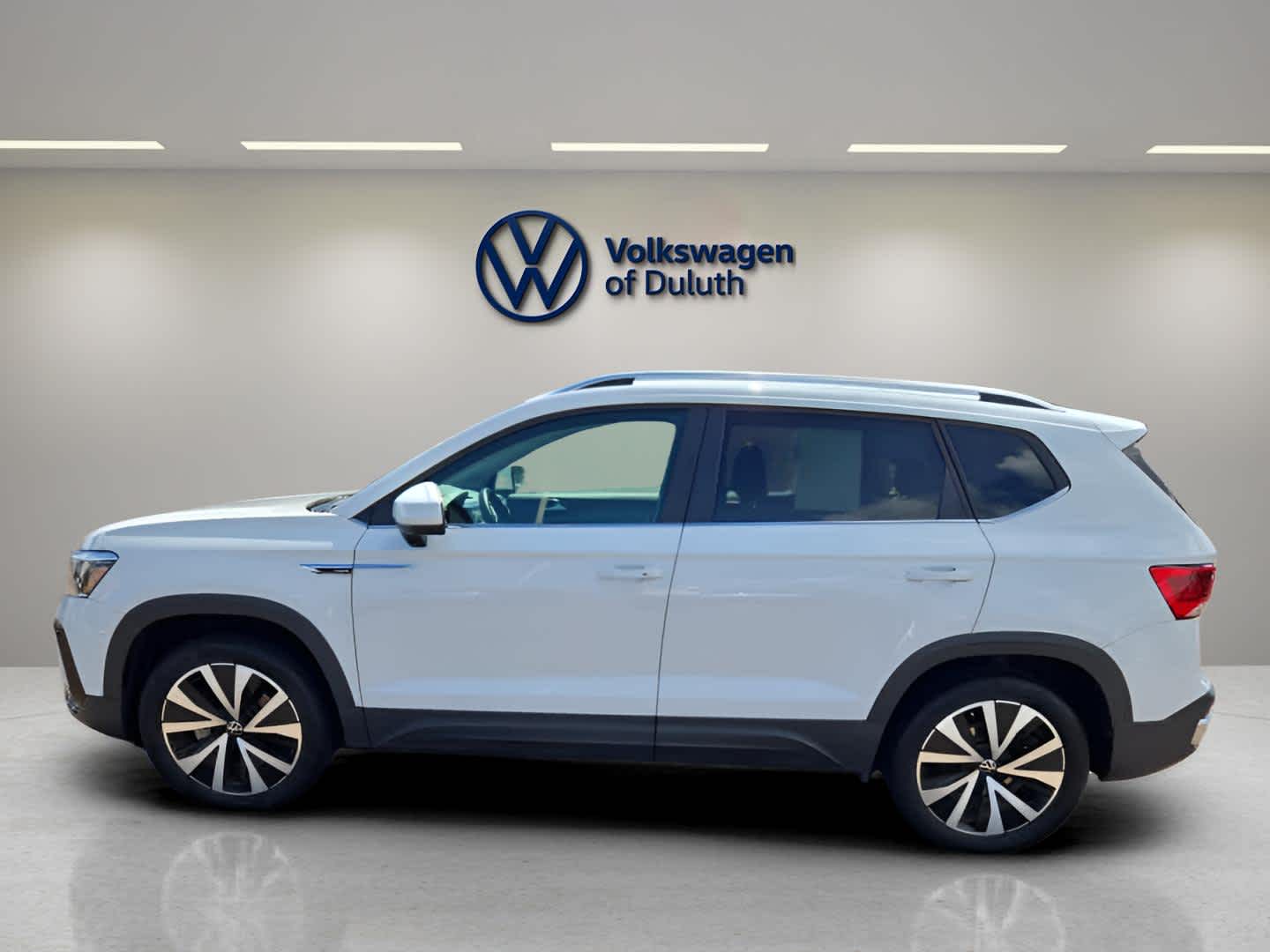 Certified 2022 Volkswagen Taos SE with VIN 3VVPX7B23NM081129 for sale in Hermantown, Minnesota