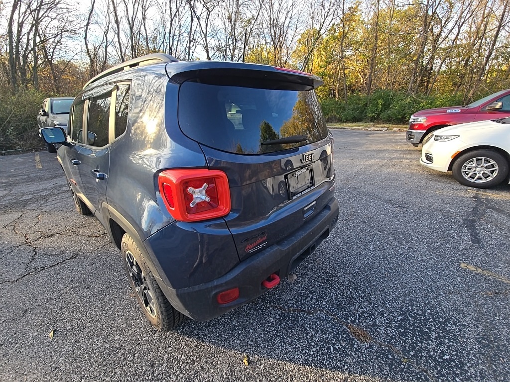 2023 Jeep Renegade Trailhawk photo 3