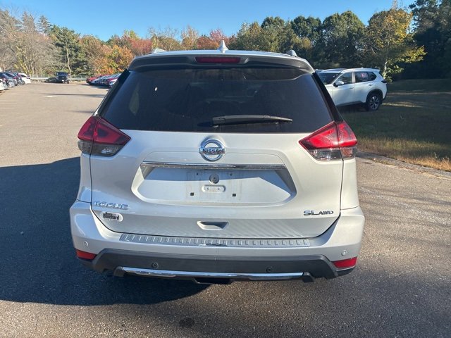 2019 Nissan Rogue SL photo 4