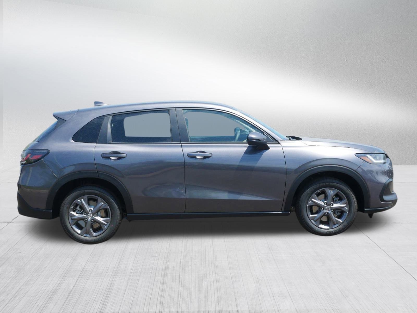 2026 Honda HR-V LX photo 8