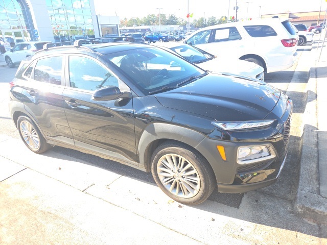 2021 Hyundai Kona SEL Plus photo 2