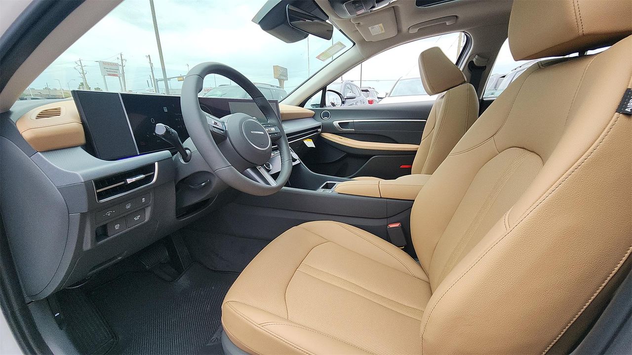 2025 Hyundai Sonata Hybrid Limited photo 9
