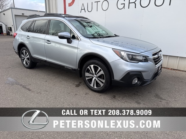 2018 Subaru Outback Limited's photo