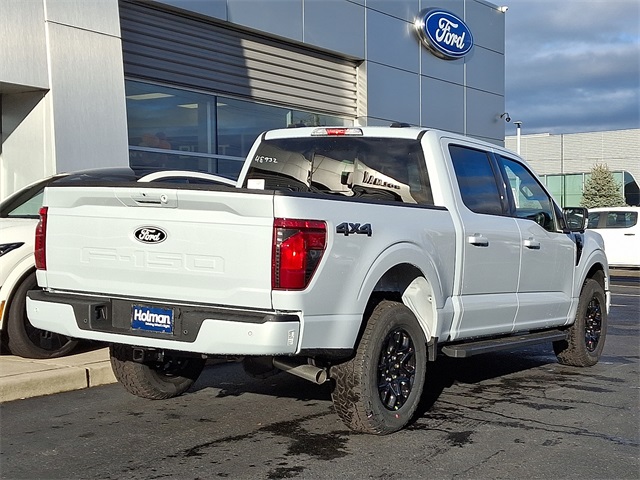 2025 Ford F-150 XLT photo 4