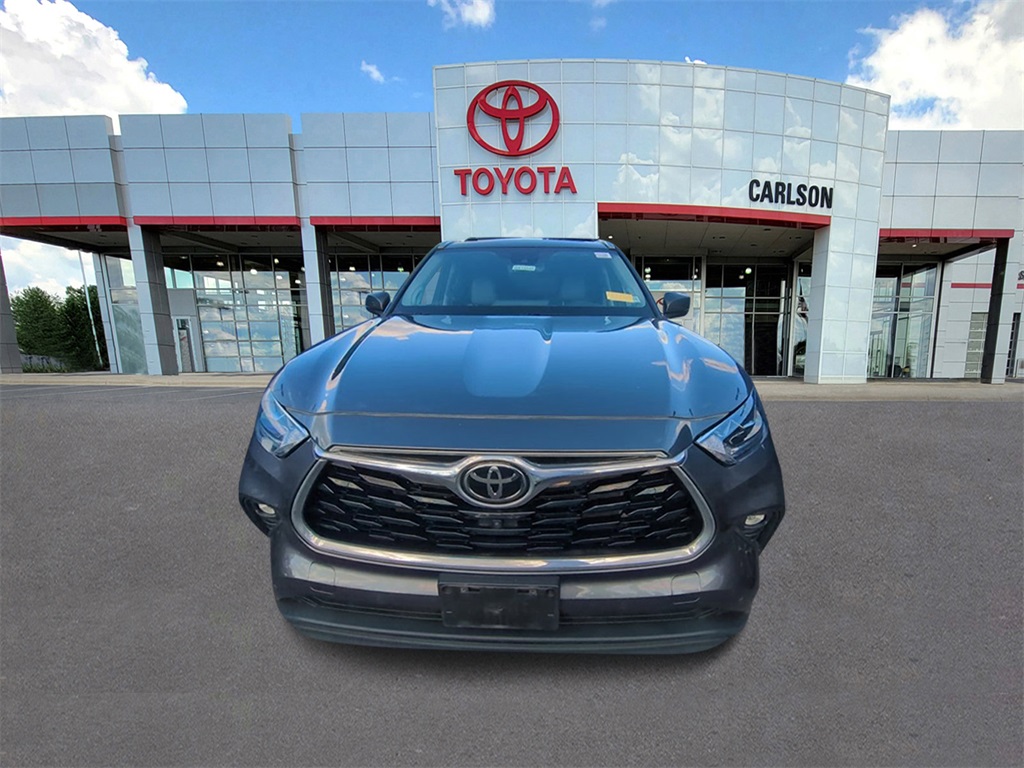 Certified 2022 Toyota Highlander Limited with VIN 5TDDZRBH0NS178865 for sale in Minneapolis, Minnesota