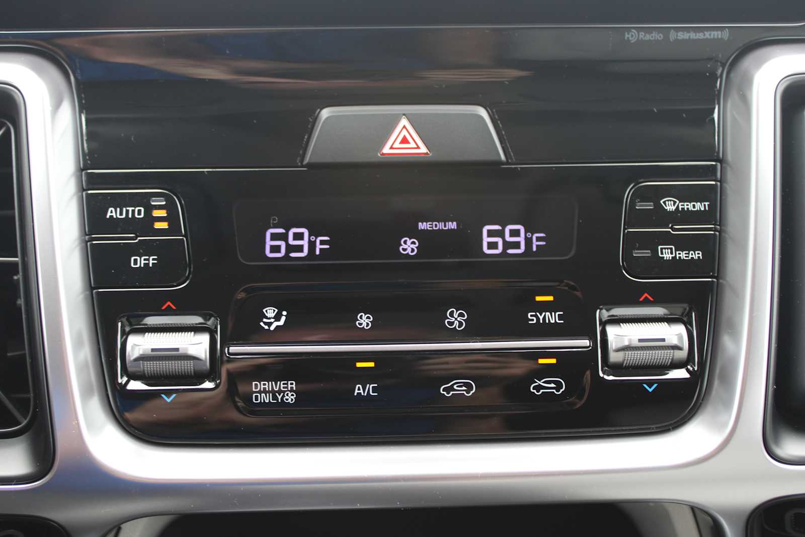 2025 Kia Sorento Hybrid EX photo 36