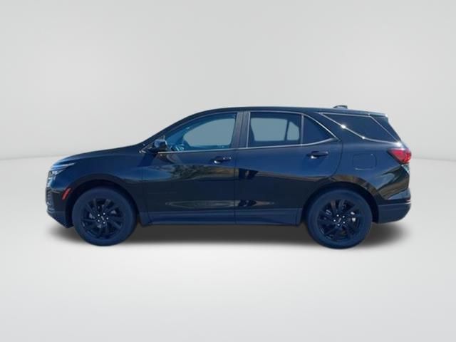 2023 Chevrolet Equinox LS photo 3