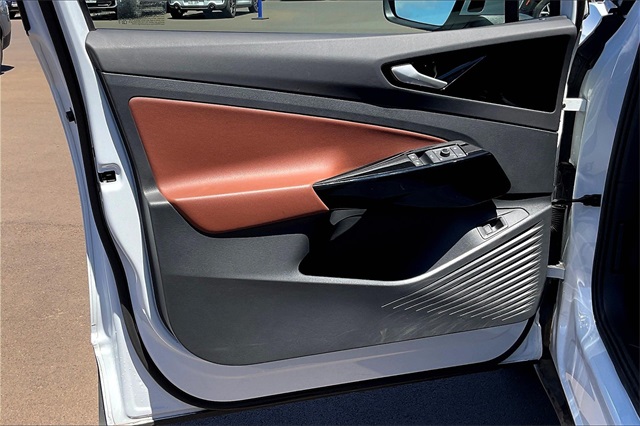 2022 Volkswagen ID.4 Pro S photo 21