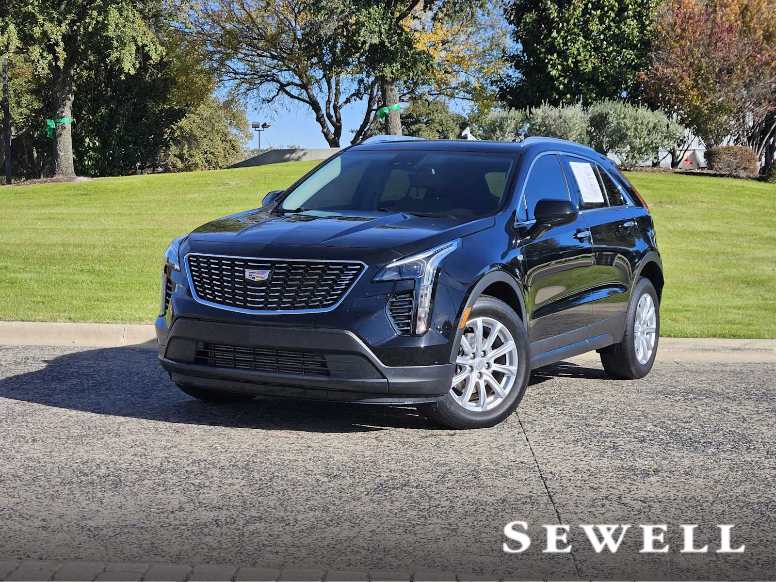 2023 Cadillac XT4 Luxury's photo