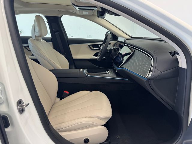 2026 Mercedes Benz E 350 photo 16