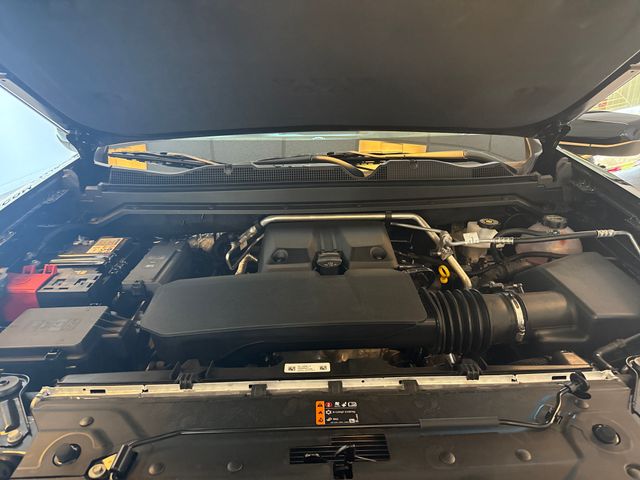 2025 Chevrolet Colorado Z71 photo 18