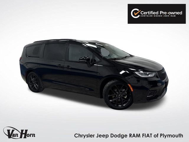 2025 Chrysler Pacifica Limited's photo