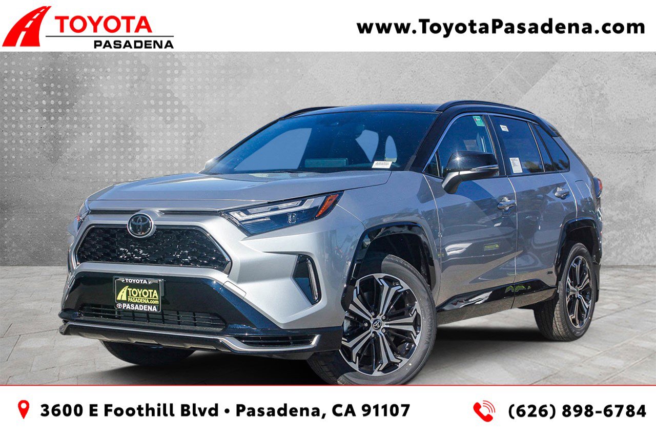 2025 Toyota RAV4 XSE's photo