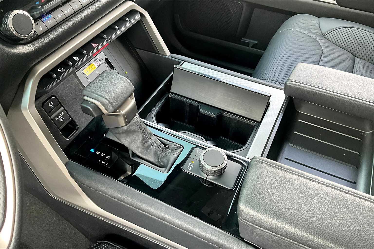 2024 Toyota Sequoia Limited photo 15