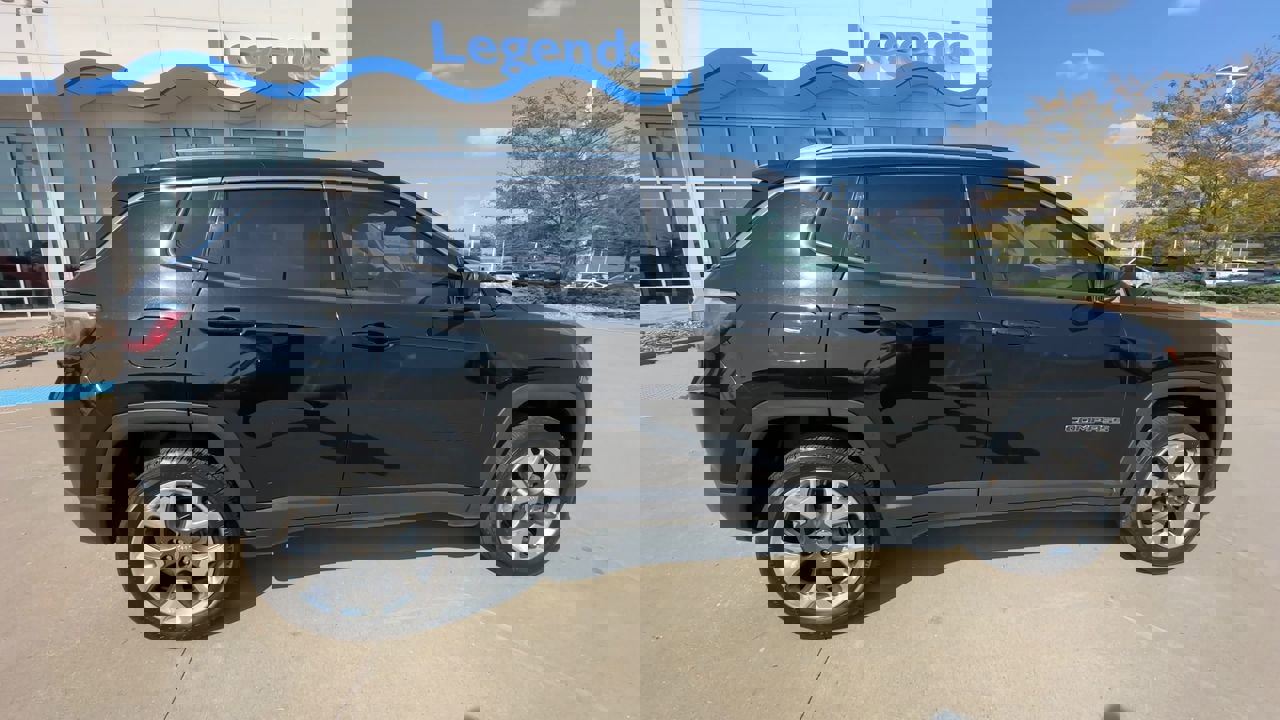 2018 Jeep Compass Limited photo 8