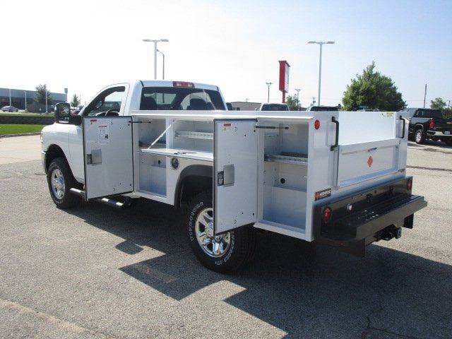 2024 Ram 2500 Tradesman photo 3