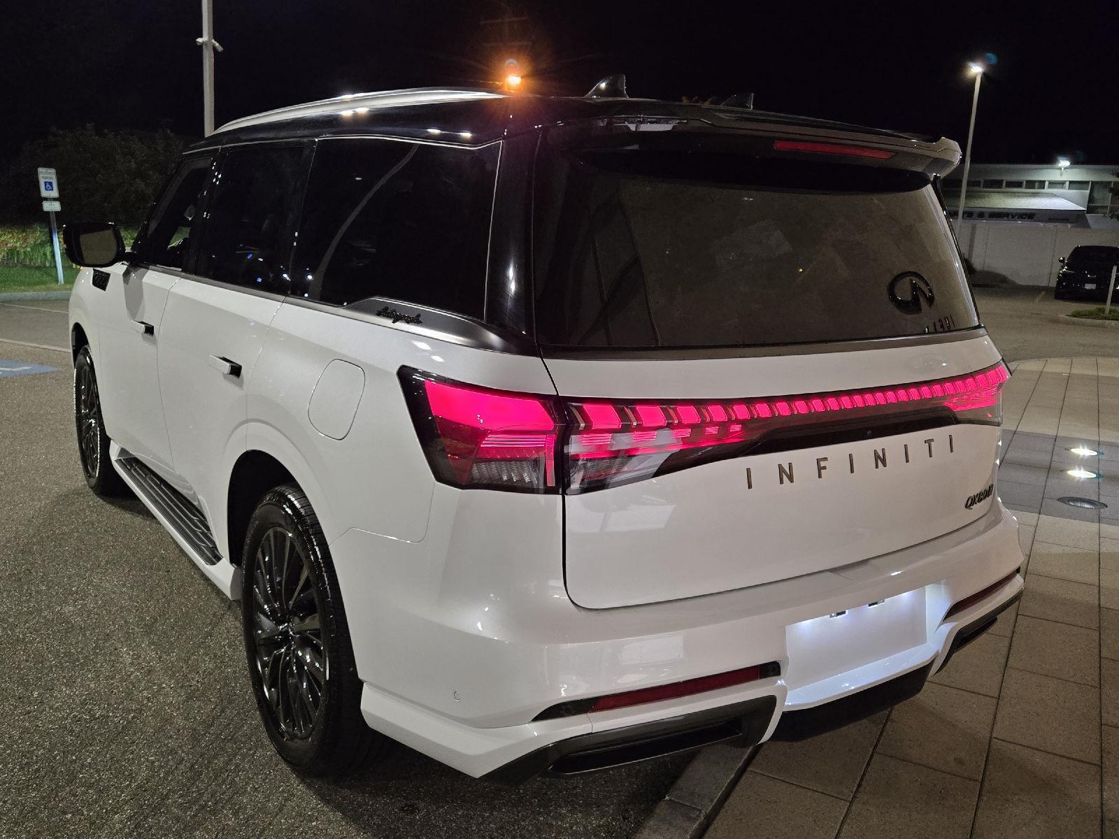 2026 Infiniti QX80 photo 12