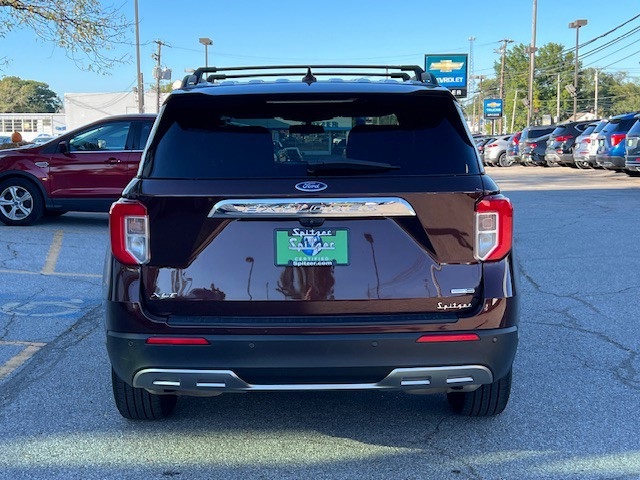 2020 Ford Explorer XLT photo 3