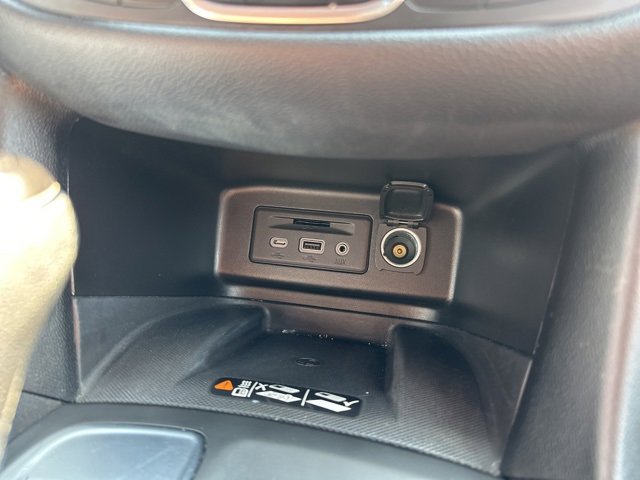 2020 Chevrolet Equinox Premier photo 35