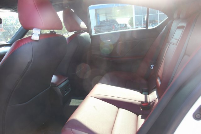 2024 Lexus IS 350 F SPORT photo 27