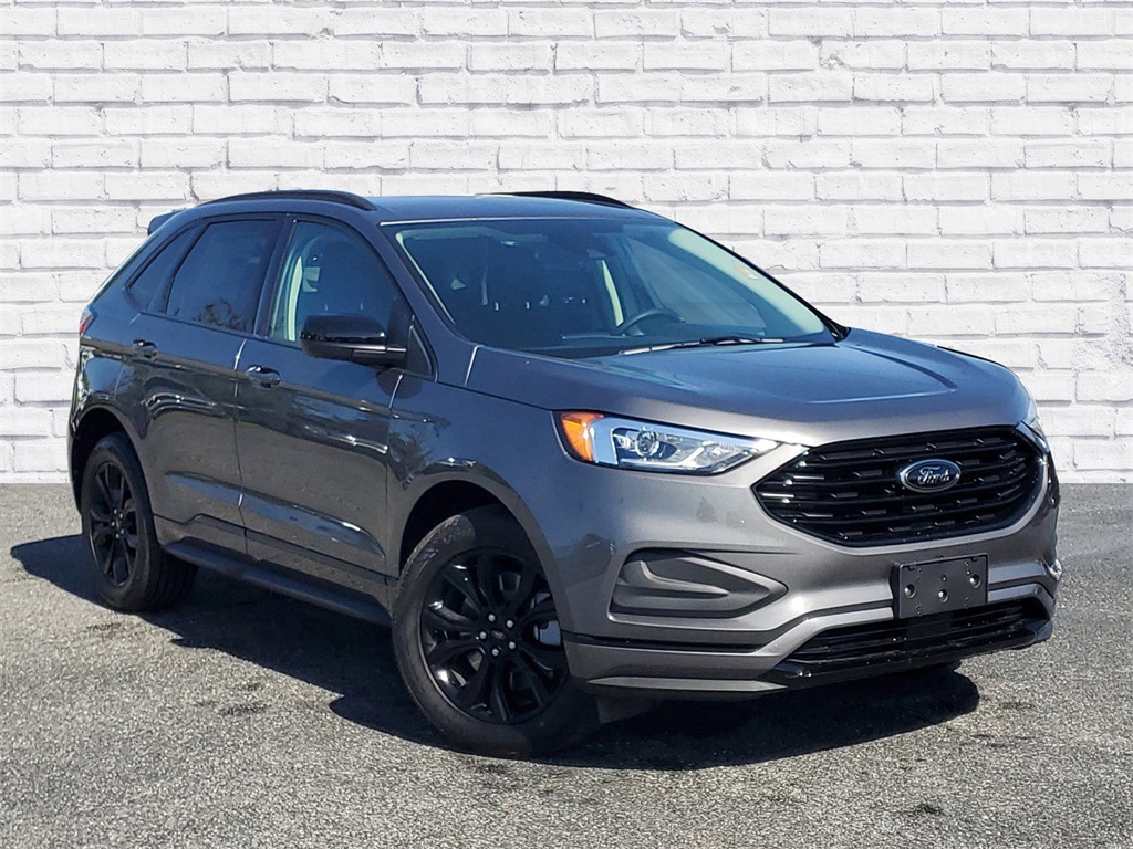 2024 Ford Edge SE's photo