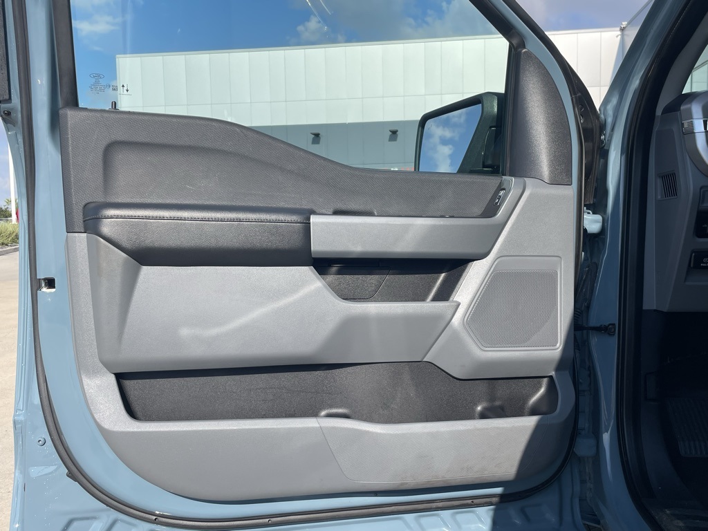 2023 Ford F-150 XLT photo 12