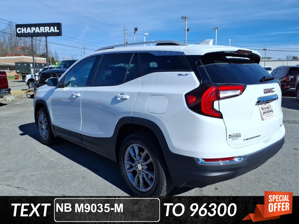 2024 Gmc Terrain SLT photo 3