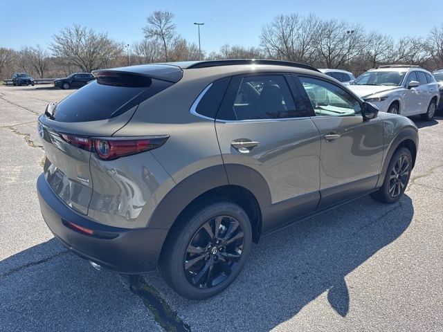 2025 Mazda CX-30 2.5 Turbo Carbon photo 3