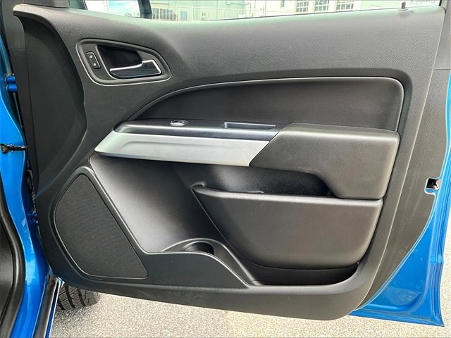 2021 Chevrolet Colorado LT photo 12