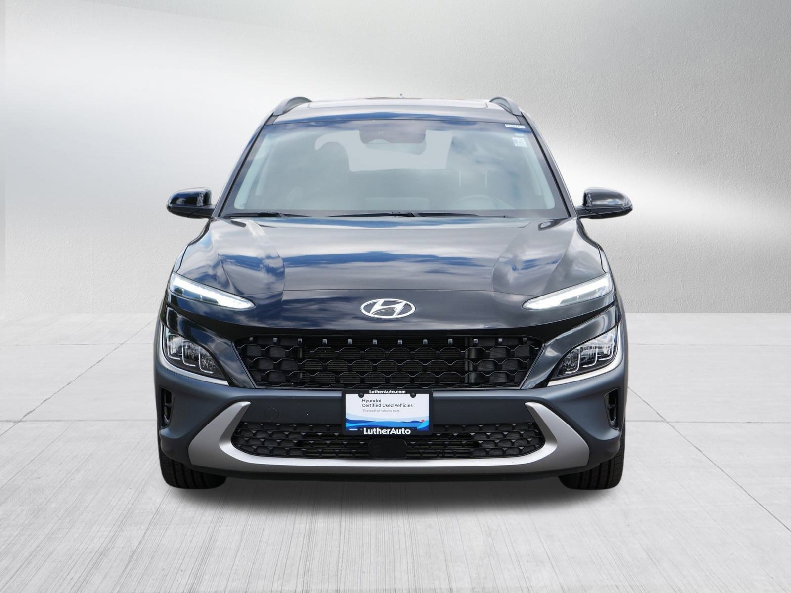 2023 Hyundai Kona Limited photo 2