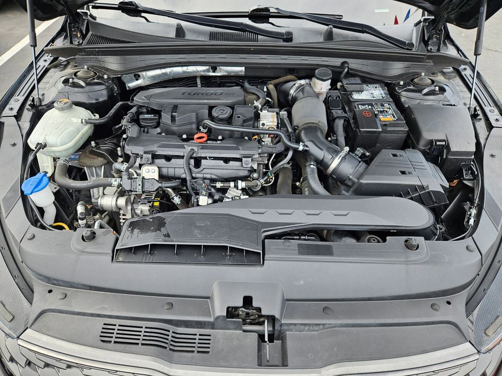 2021 Kia K5 EX photo 31