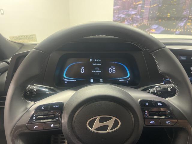 2025 Hyundai Elantra SEL Sport photo 11