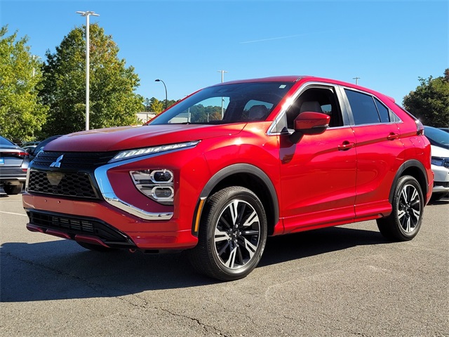 2024 Mitsubishi Eclipse Cross SEL photo 3