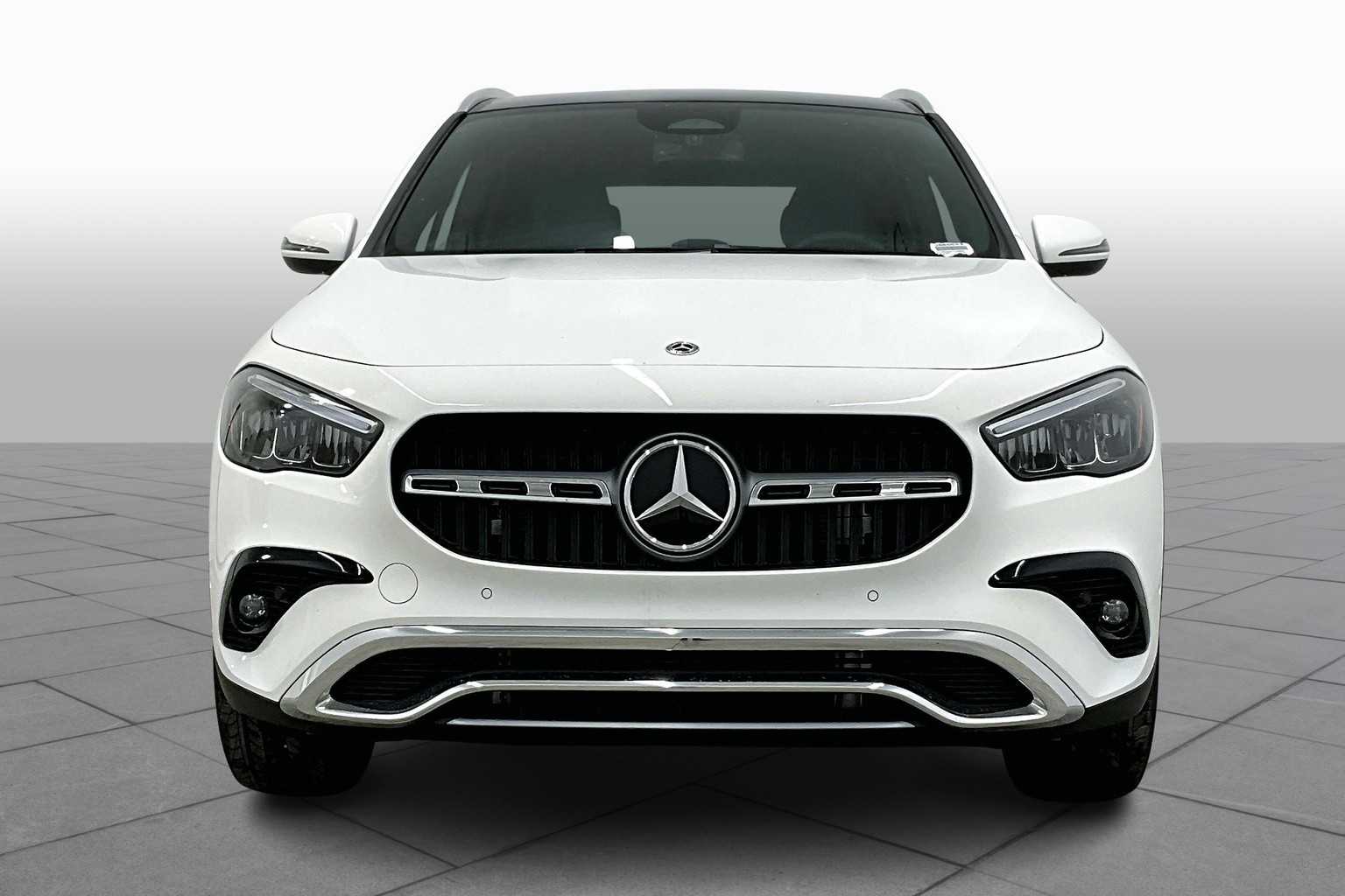 2025 Mercedes Benz GLA 250 photo 3
