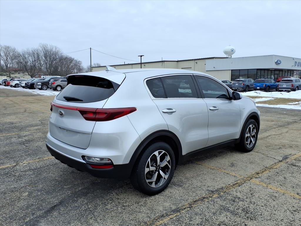 Used 2021 Kia Sportage LX with VIN KNDPMCAC8M7911851 for sale in Wilmington, IL
