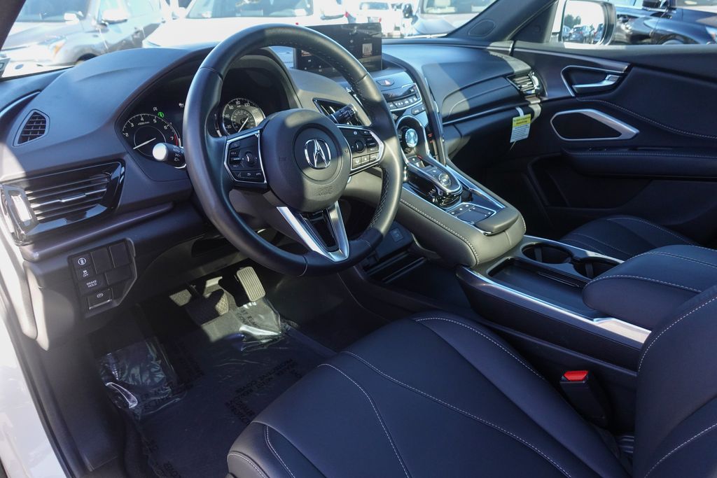 2025 Acura RDX Base photo 9