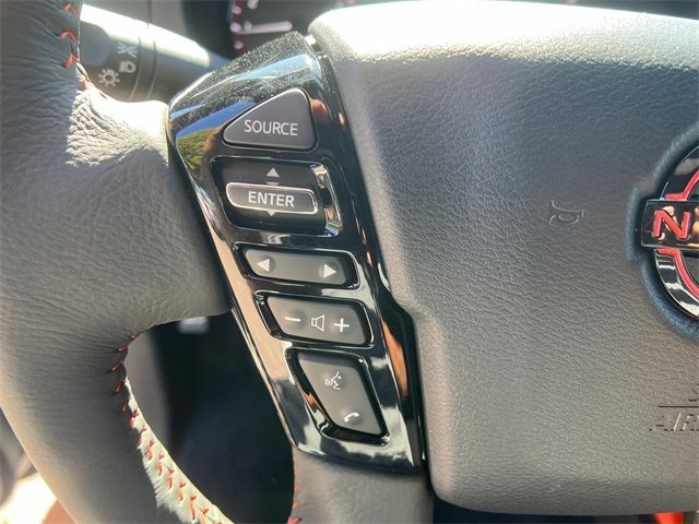 2025 Nissan Frontier PRO-4X photo 16