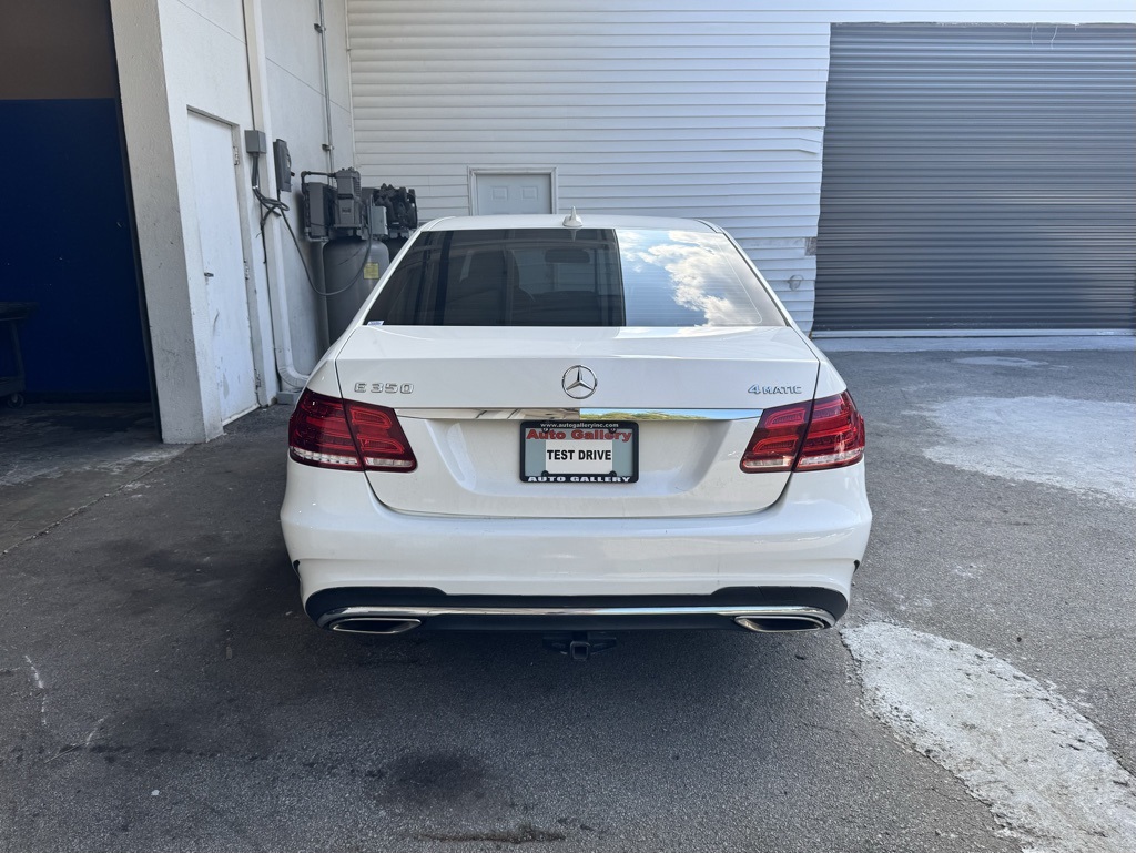 2014 Mercedes Benz E 350 4MATIC photo 3