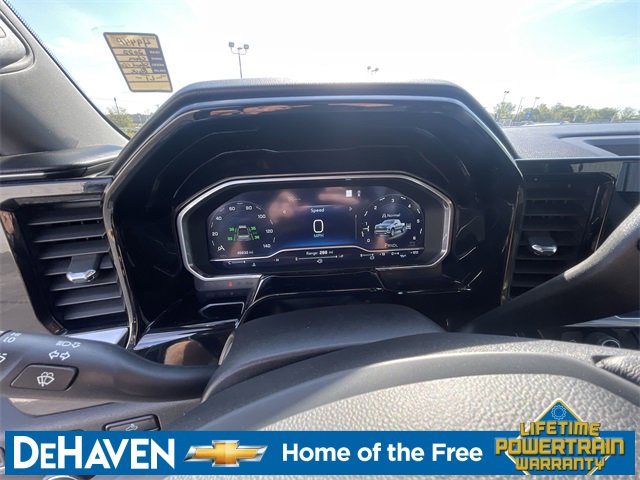 2022 Chevrolet Silverado 1500 LT photo 3