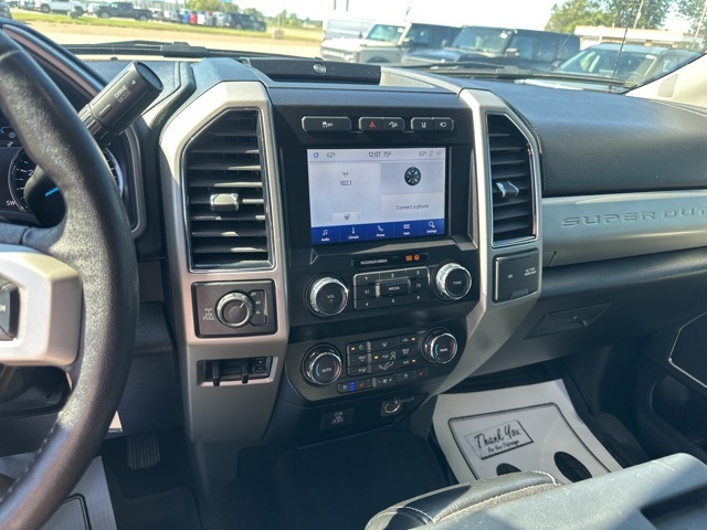 2020 Ford F-250 Lariat photo 2