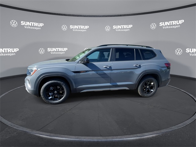 2025 Volkswagen Atlas Peak Edition SE photo 9