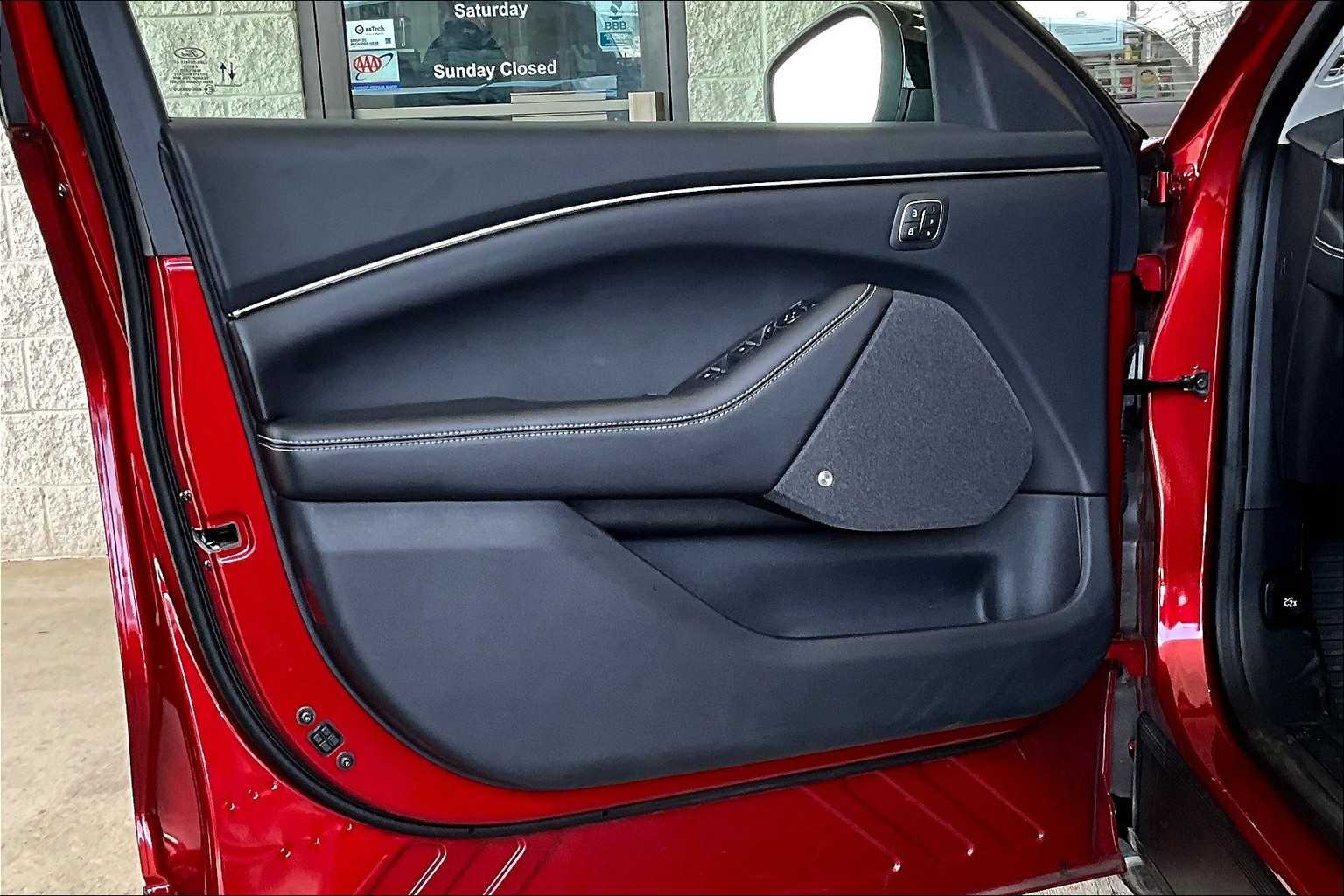 2024 Ford Mustang Mach-E Premium photo 21