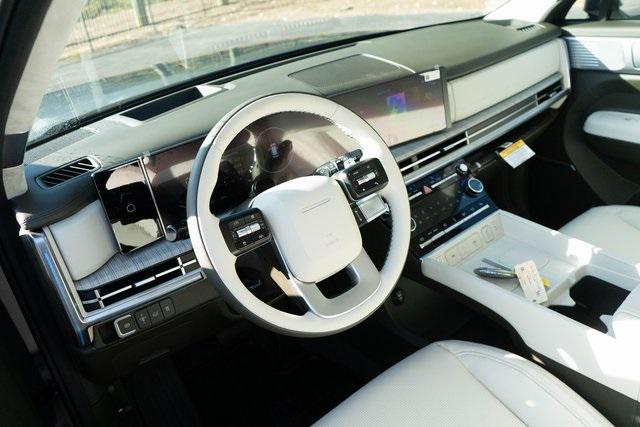 2025 Hyundai Santa Fe Calligraphy photo 2