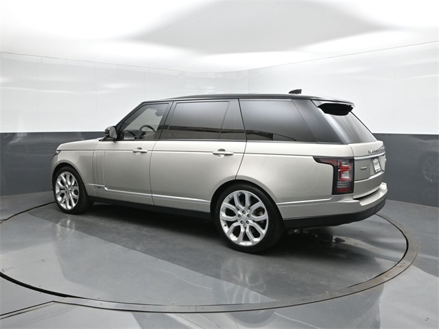 2017 Land Rover Range Rover SuperCharged photo 4
