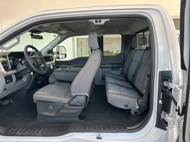 2026 Ford F-350 XL photo 42