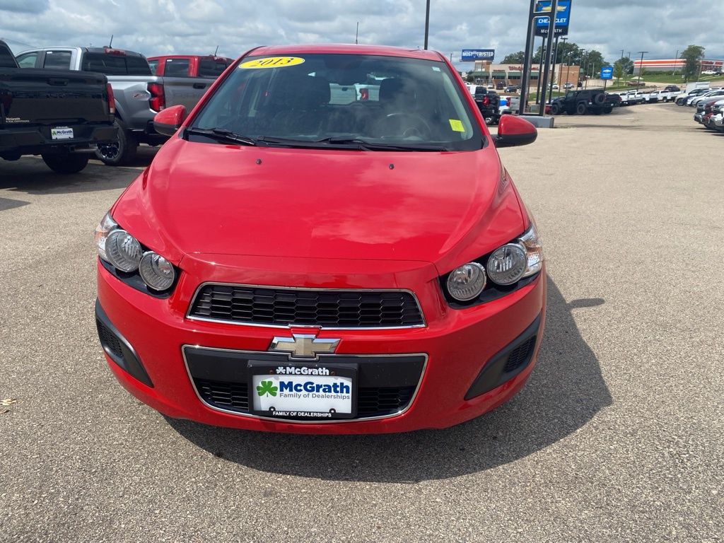 2013 Chevrolet Sonic LS photo 8
