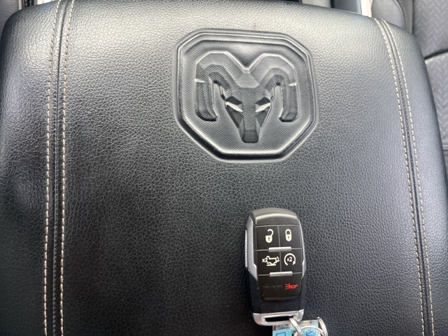 2019 Ram 2500 Laramie photo 23