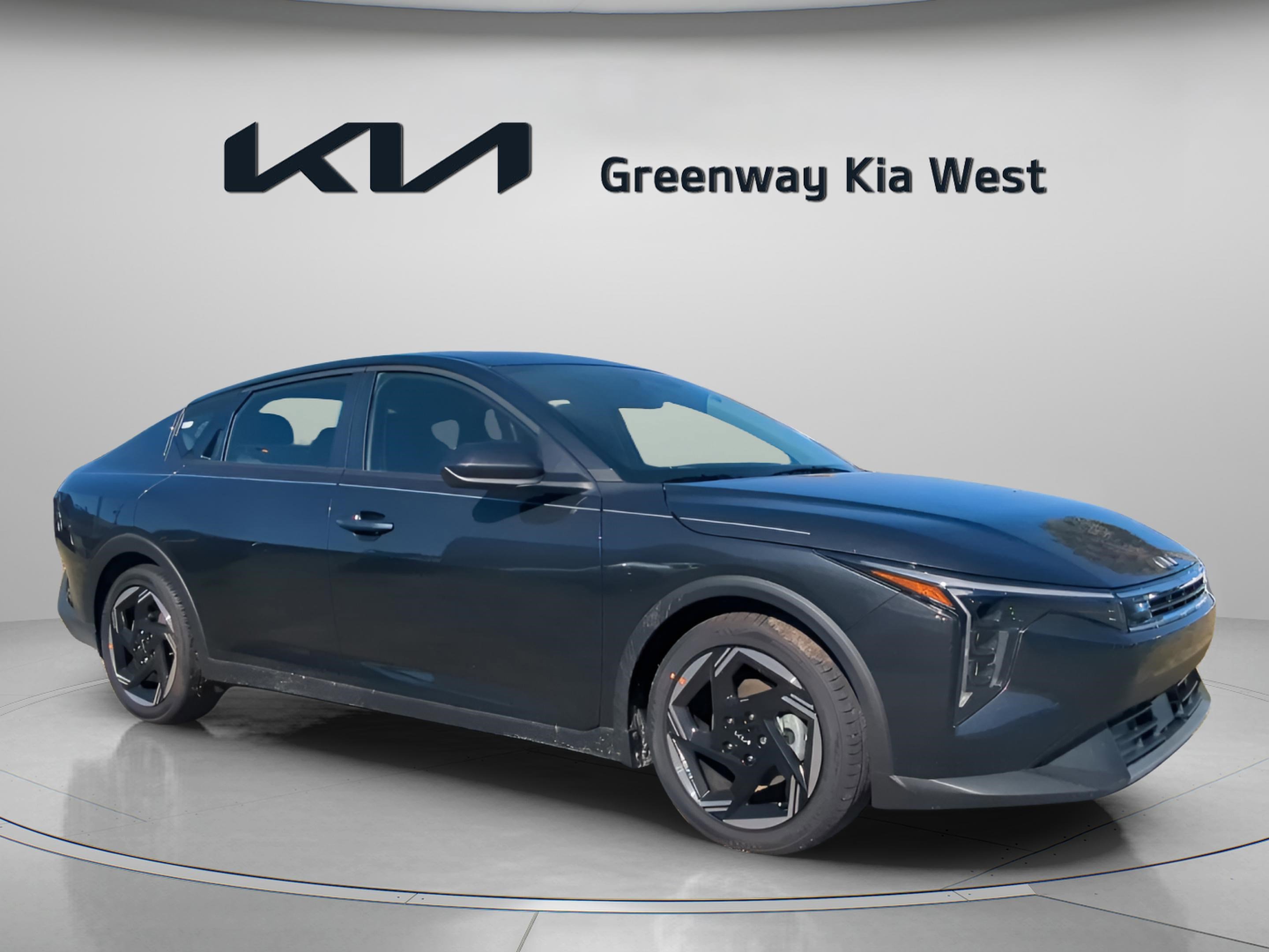 2025 Kia K4 EX's photo